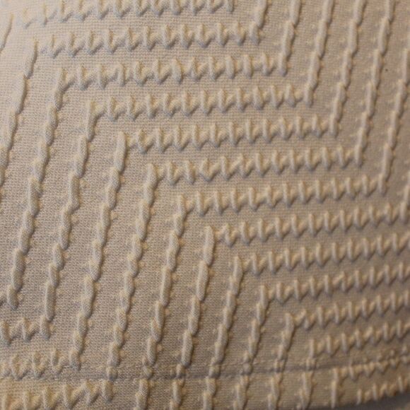 Fashion to Figure White Textured Fit & Flare Skater Skirt sz 3x - Picture 4 of 8